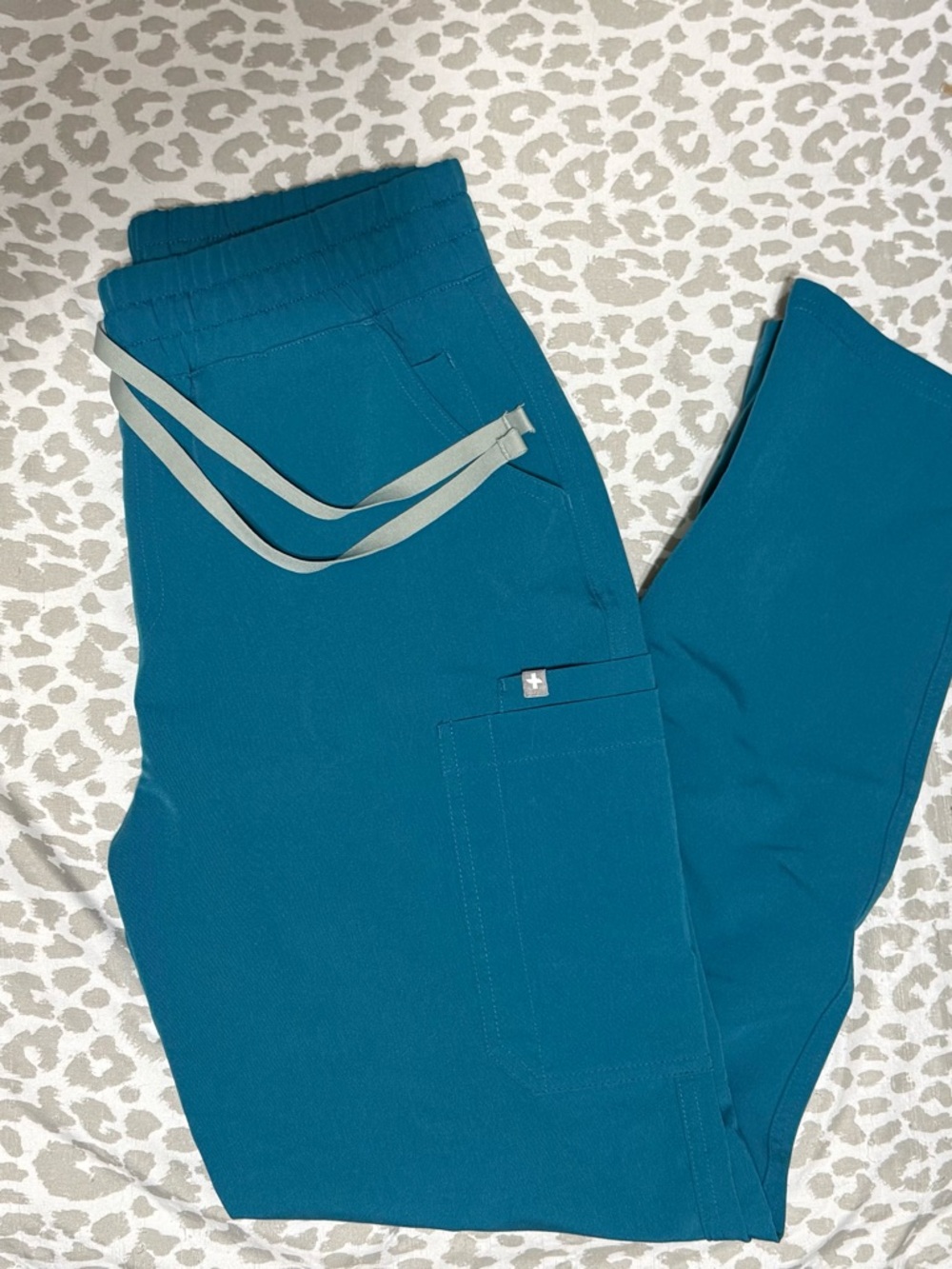 FIGS Scrub pants